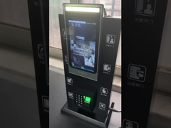 Controlador de acesso com tela sensível ao toque de 5 polegadas