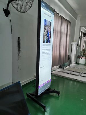 Ecrã LCD de barra de 88 polegadas com resolução de 1920*1080 e brilho de 400CD/M*2 para display de hotel e estante