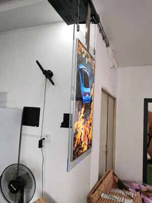 Ângulo de visão de 178 graus Multi Touch Digital Signage oferecendo desempenho e melhor atração visual em espaços públicos